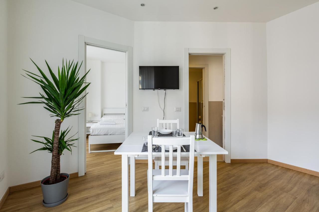 Top Accommodations In The Heart Of Milano! Exteriör bild