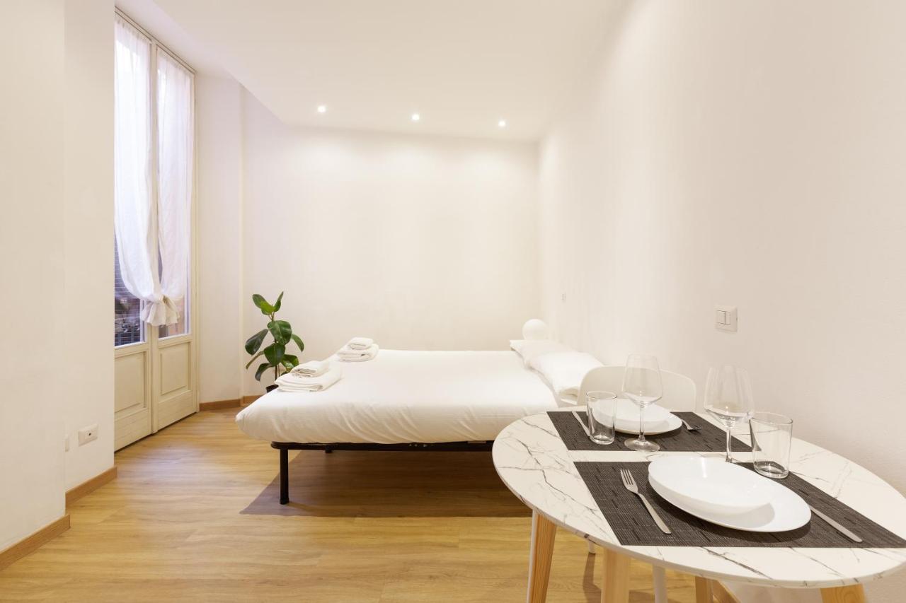 Top Accommodations In The Heart Of Milano! Exteriör bild