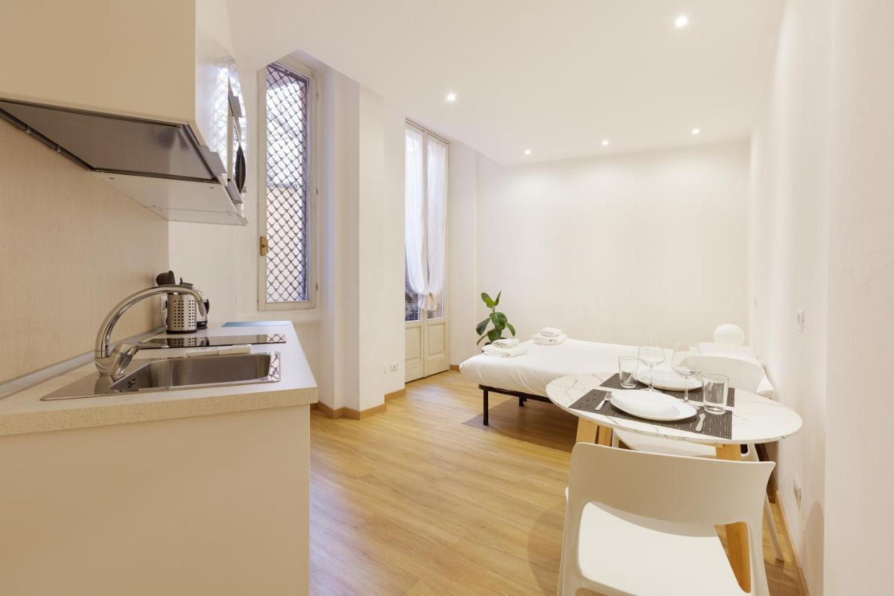 Top Accommodations In The Heart Of Milano! Exteriör bild